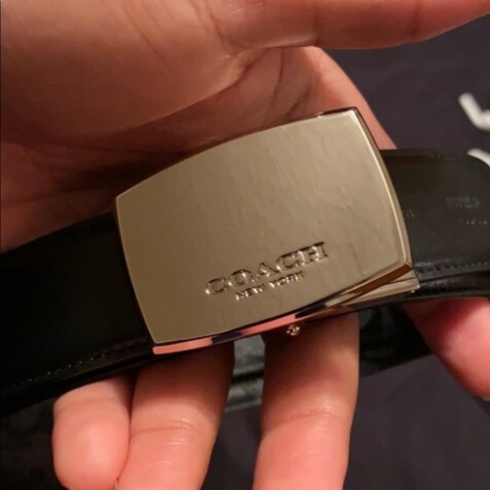 Men’s Coach Belt - Picture 2 of 3